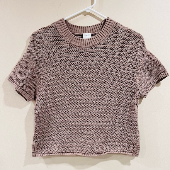 🔥Abercrombie & Fitch Taupe Knit Short Sleeve Sweater🔥 - Picture 1 of 6